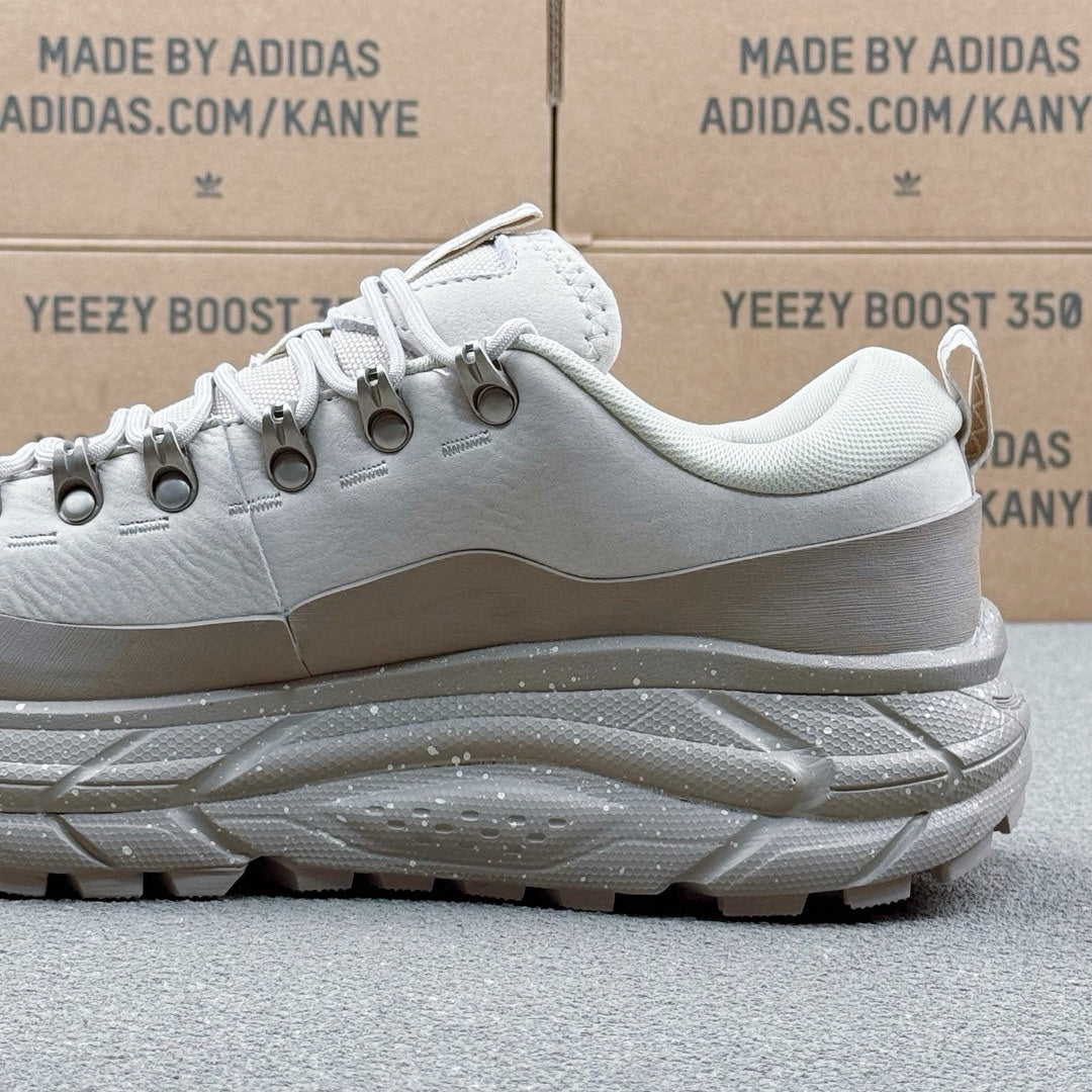 Hoka Tor Summit Off-White