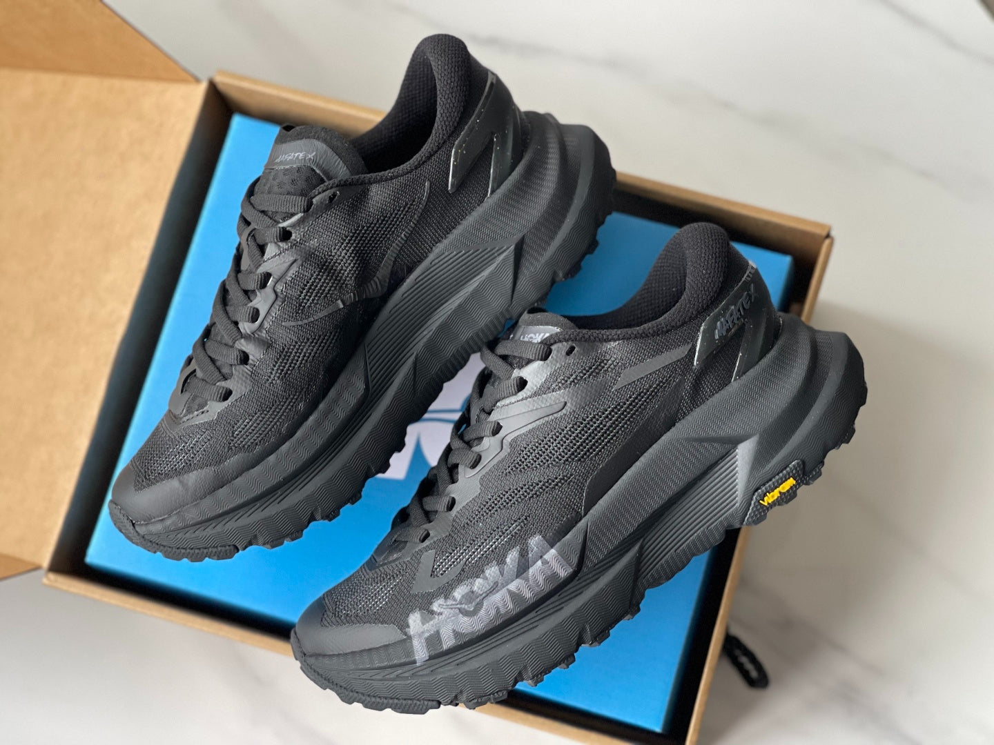 HOKA Mafate X Women Black | Light gray