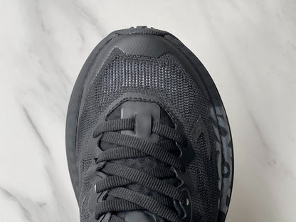 HOKA Mafate X Women Black | Light gray