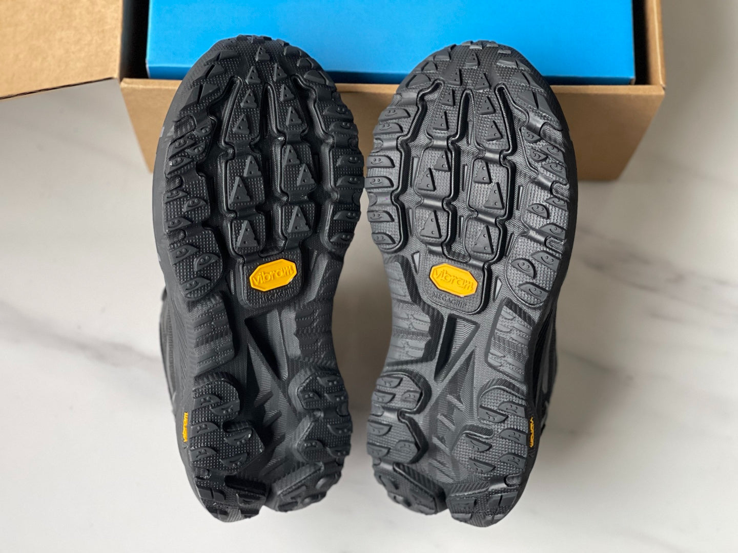 HOKA Mafate X Women Black | Light gray
