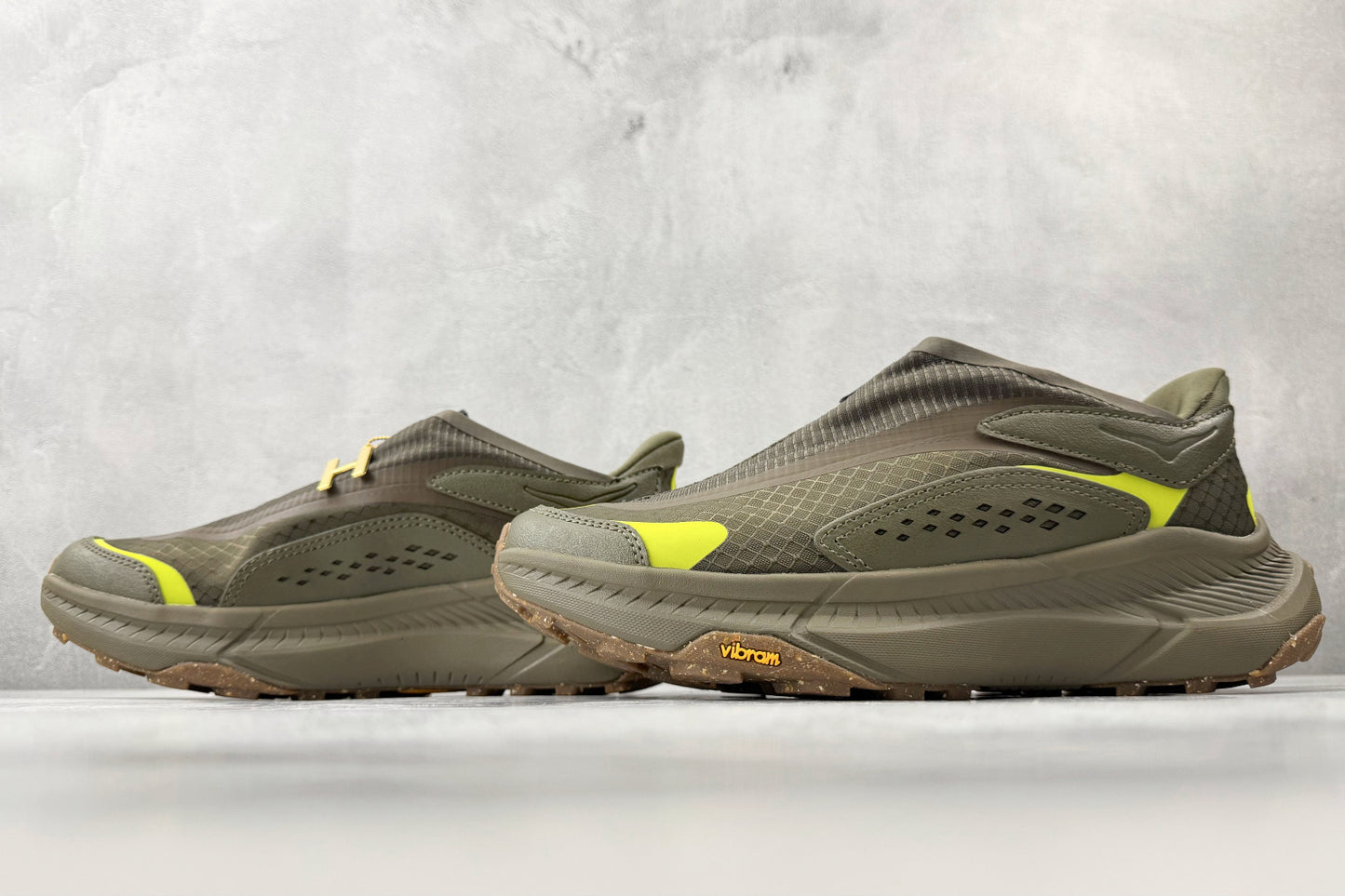 HOKA ONE ONE Project Transport "Olive / Citron" Slip-On Trail Sneakers （Style Code: 1162850-OLC）