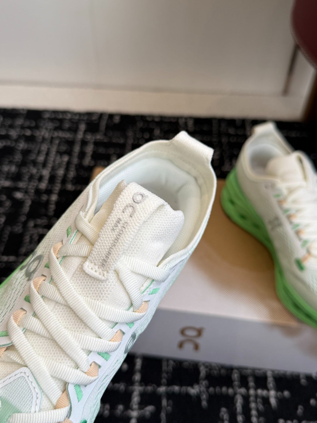 On Cloudtilt Unisex Sport Sneakers Cream White Bright Lime Green Hollow CloudTec Phase Midsole Road Running Shoes