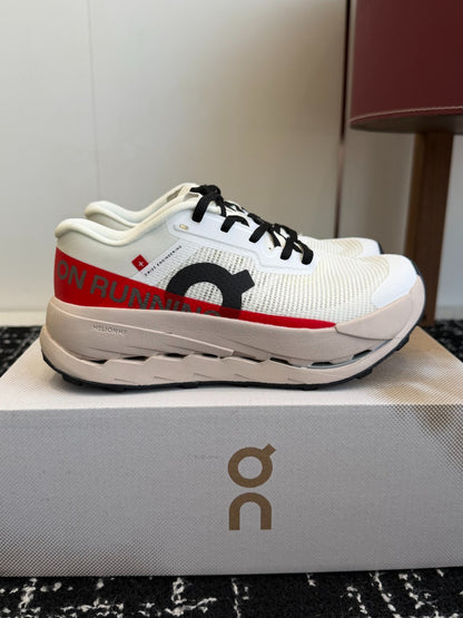 On Cloudmonster Unisex Road Running Sneakers Cream Off White Red Graphic Beige Thick CloudTec Sport Shoes