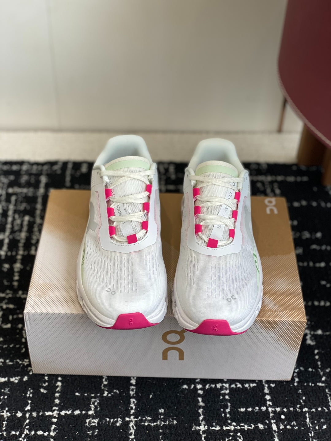 Cloudmonster White Mint Pink Cushioned Running Shoes Unisex Monster Chunky Sole Athletic Trainers