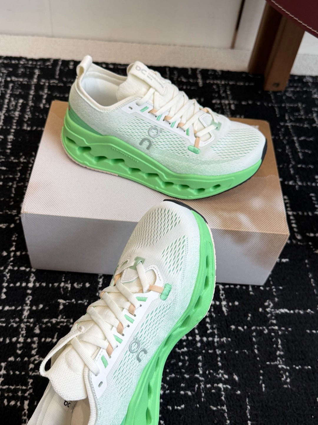 On Cloudtilt Unisex Sport Sneakers Cream White Bright Lime Green Hollow CloudTec Phase Midsole Road Running Shoes