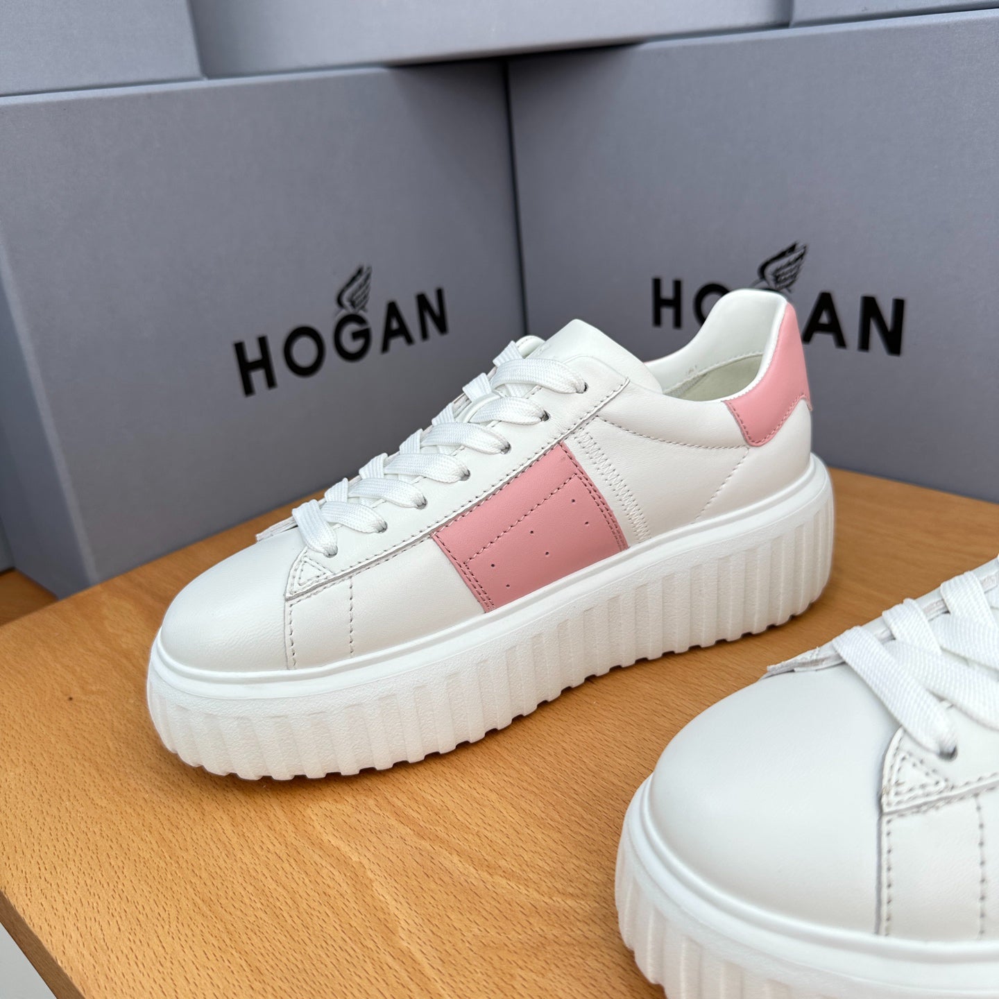Ladies HOGAN White Pink Patchwork Cow Leather Grooved Platform Elevator Casual Trainers
