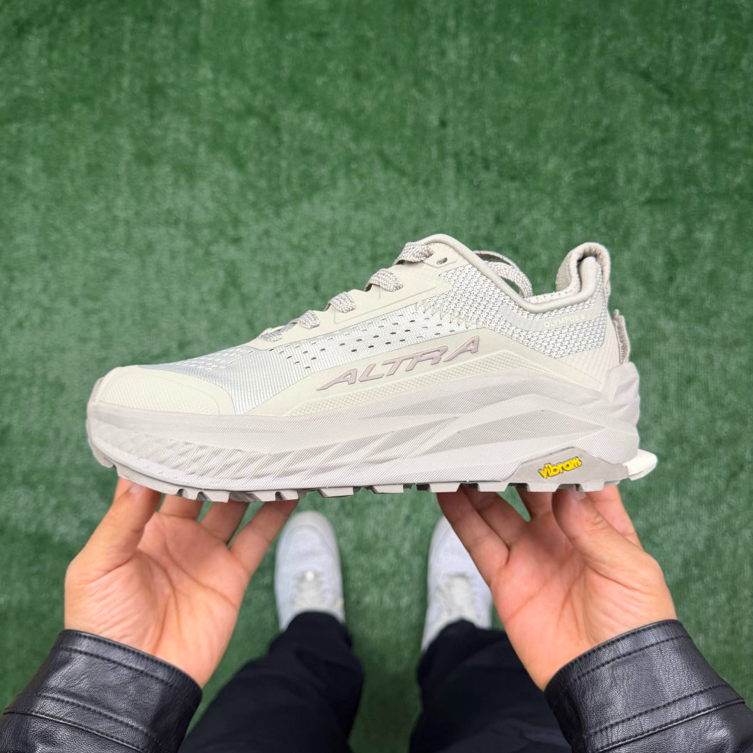 Altra Olympus 6 Gray Beige Men Women Lightweight Trail Running Shoes