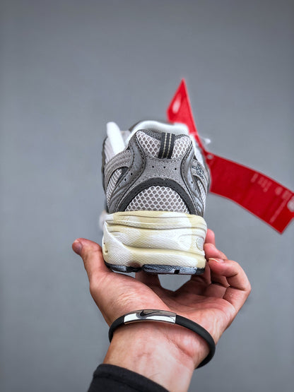 New Balance 530 "Dirty Grey"