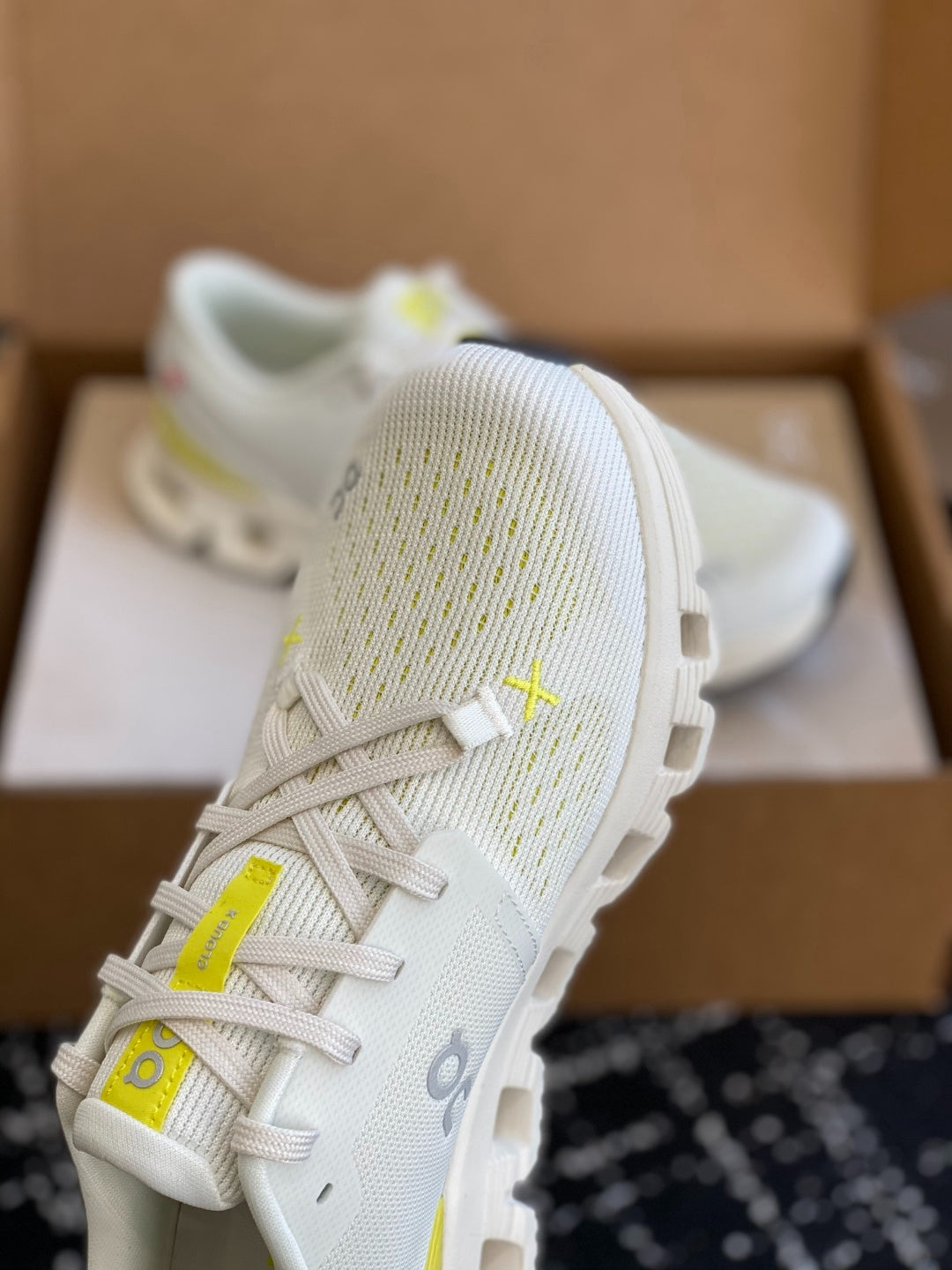 On Cloud X White Lemon Yellow Mesh Cross Training Jogging Sneakers