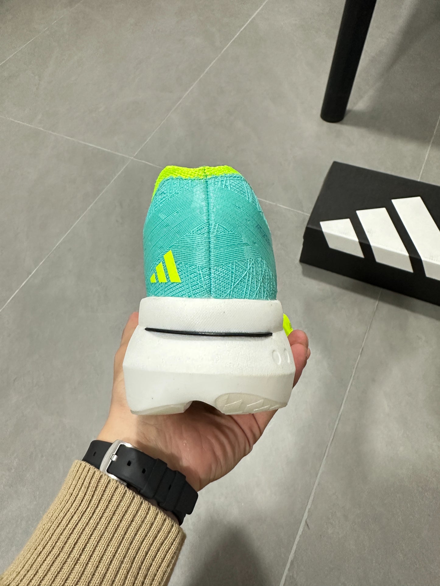 Adidas ADIZERO ADIOS PRO 4 (Turquoise / White / Volt colorway)