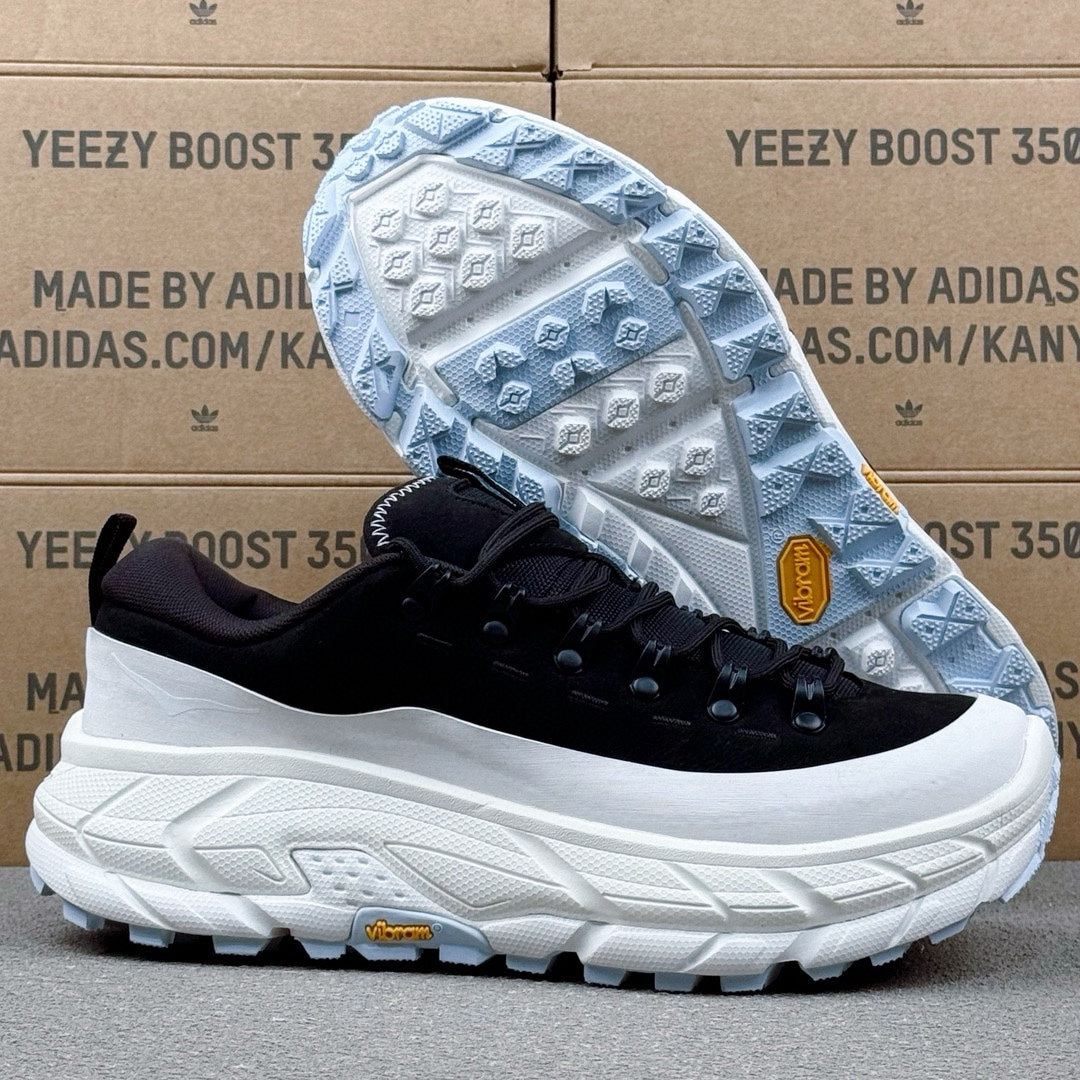 Hoka Tor Summit  Black | White