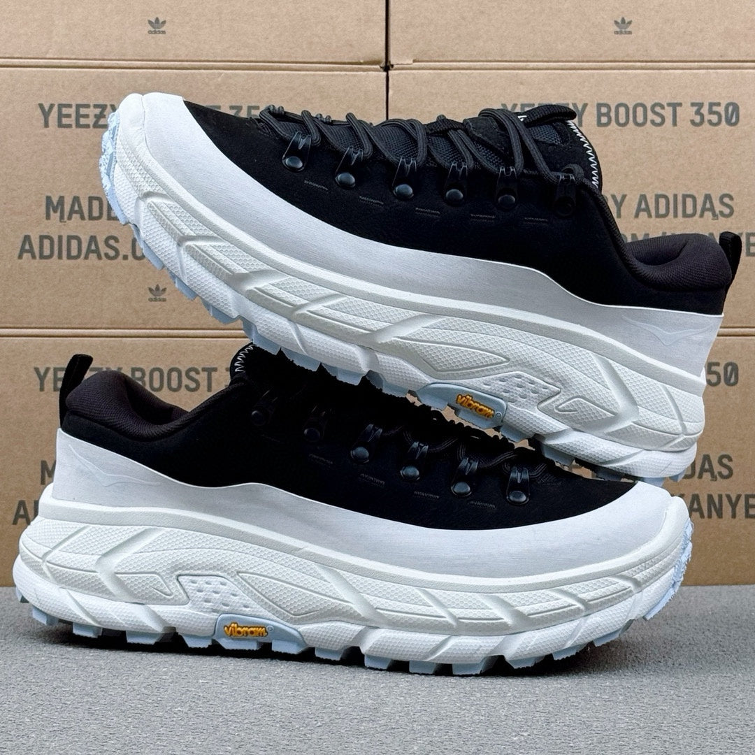 Hoka Tor Summit  Black | White