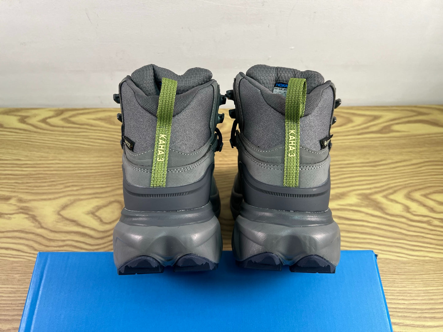Hoka M Kaha 3 GTX Hiking Boot Charcoal Gray