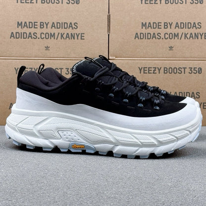 Hoka Tor Summit  Black | White