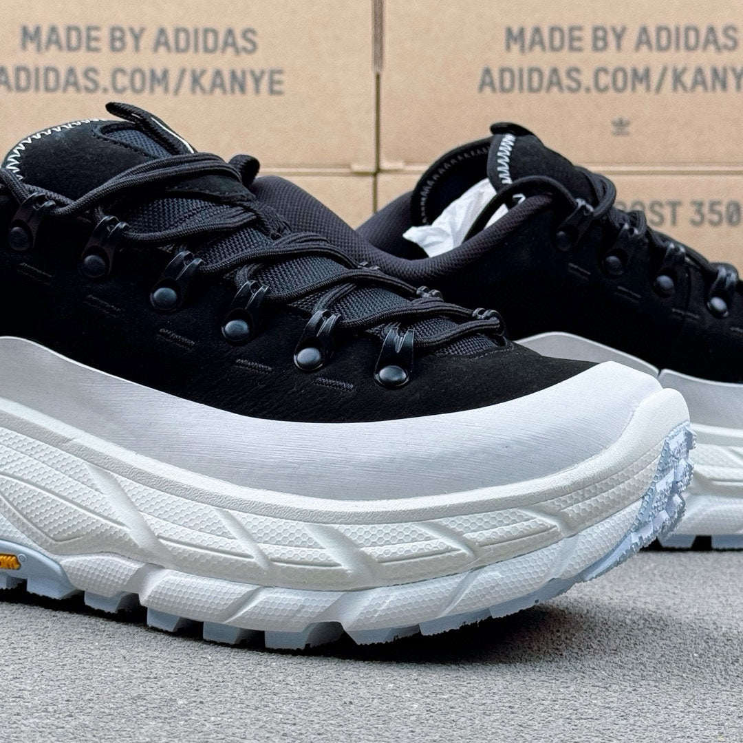 Hoka Tor Summit  Black | White