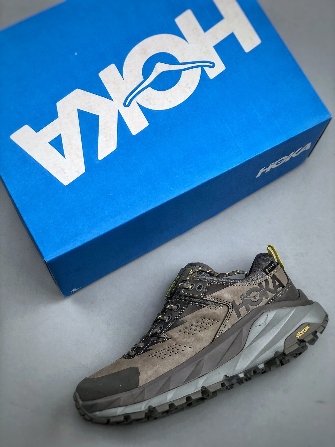 HOKA Kaha Low "Castlerock"