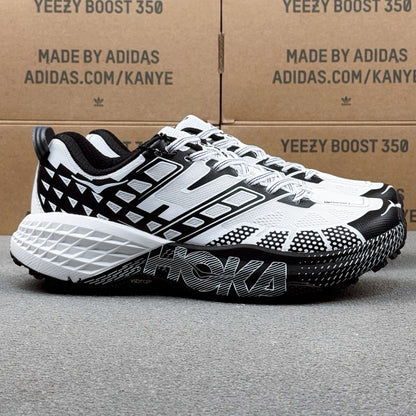 Hoka Speedgoat 2 Black | White