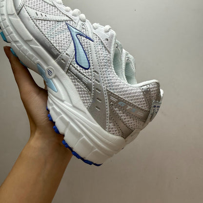 Brooks Adrenaline GTS 10 Retro Running Shoes (White/Dazzling Blue/Breeze)