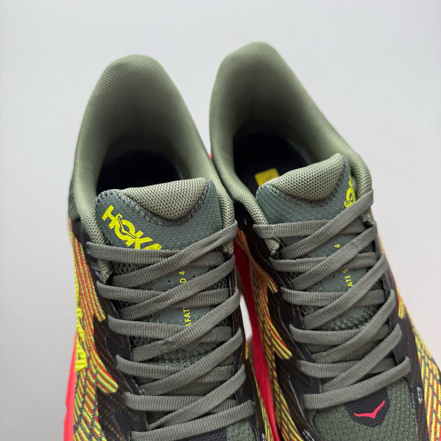 HOKA Mafate Speed 4 Thyme/Fiesta Sneakers