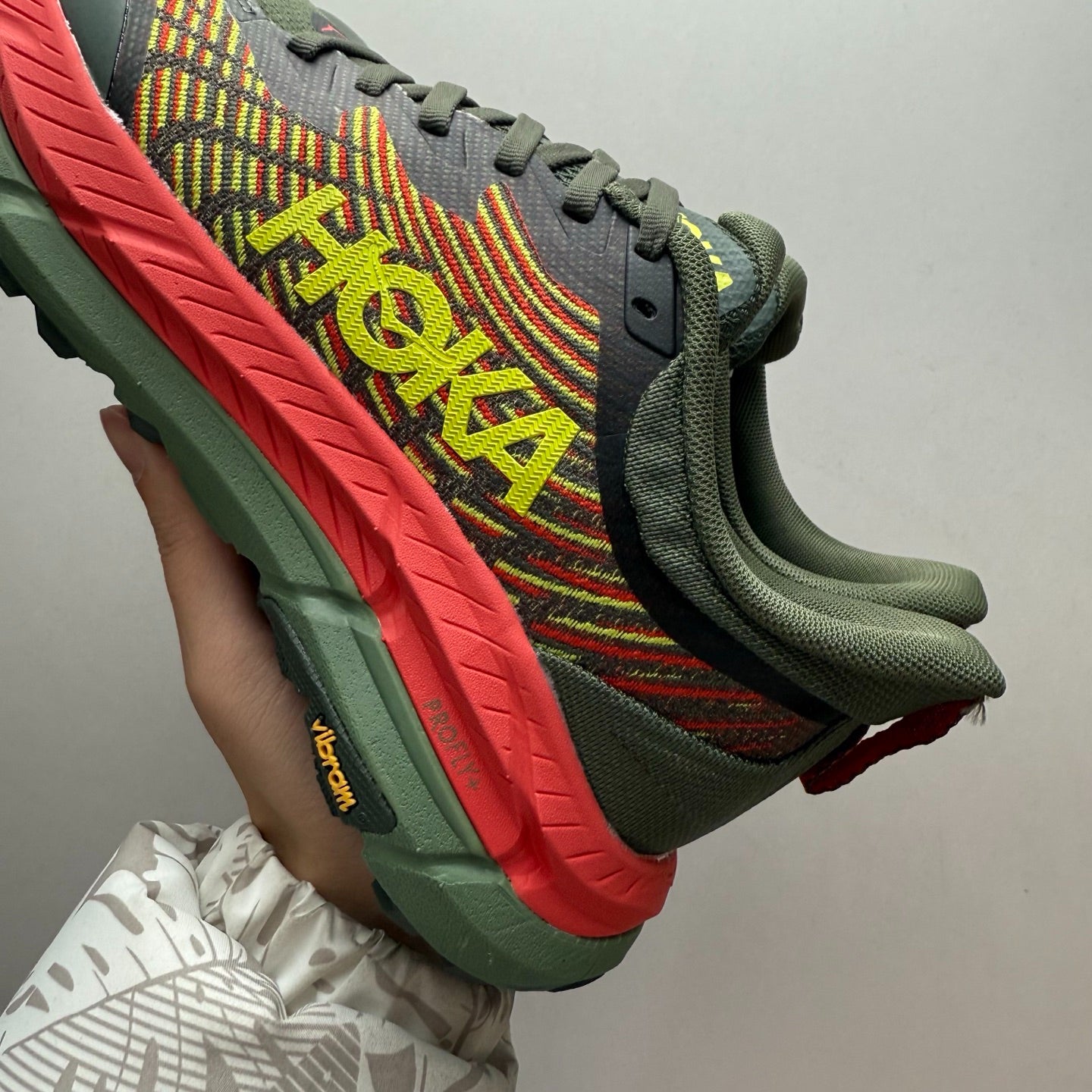 HOKA Mafate Speed 4 Thyme/Fiesta Sneakers