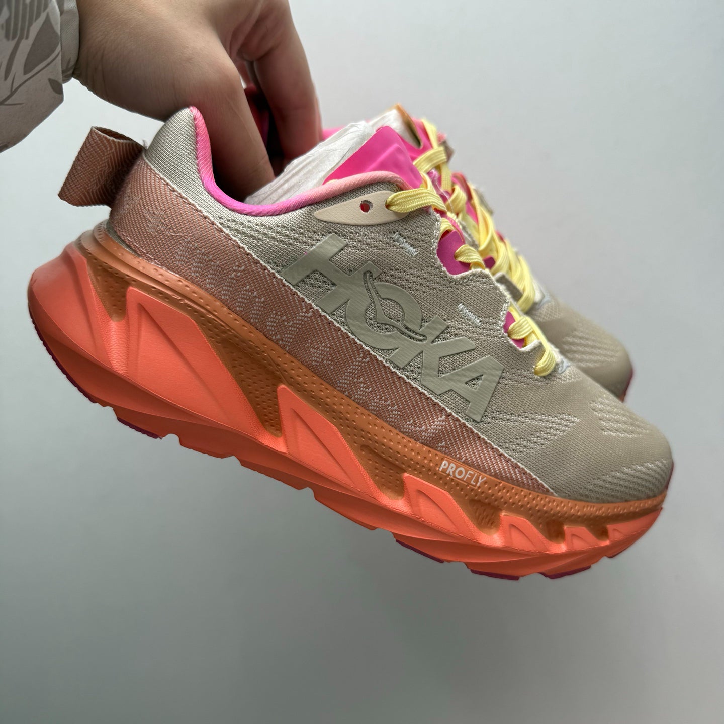 HOKA Elevon 2 Shifting Sand Camellia Sneakers