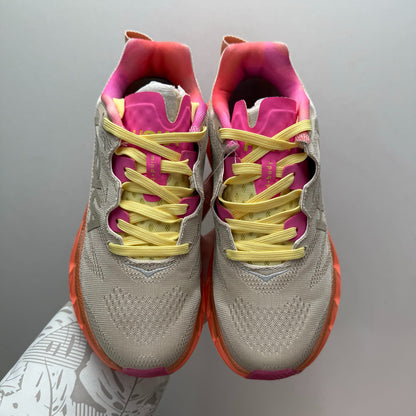 HOKA Elevon 2 Shifting Sand Camellia Sneakers