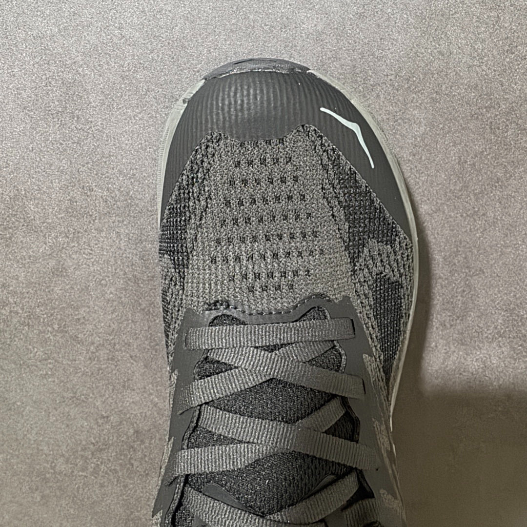 HOKA Challenger 8 All-Terrain Sneakers - Black