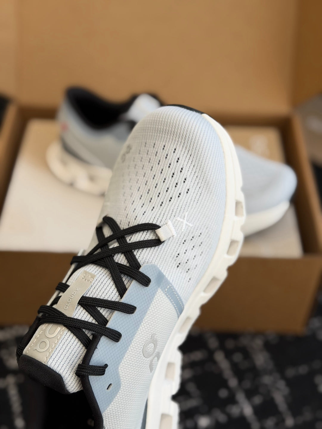 On Cloud X Glacier Grey Mesh Cross Training Jogging Sneakers