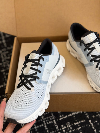 On Cloud X Glacier Grey Mesh Cross Training Jogging Sneakers