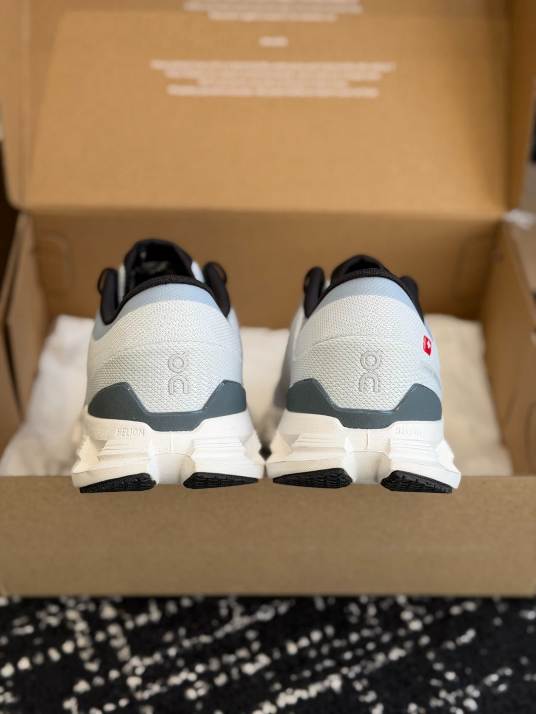 On Cloud X Glacier Grey Mesh Cross Training Jogging Sneakers