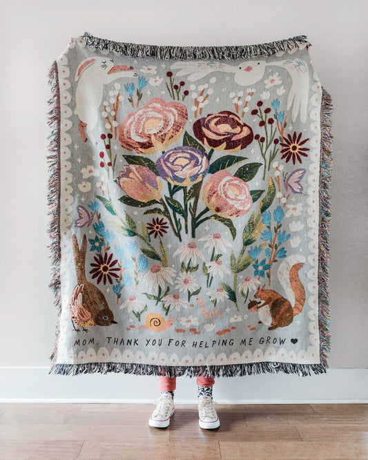Gift for Mom Throw Blanket: Personalized Woven Mothers Day Present, Floral Nature Animals, Thank you for helping me grow, Unique Home Decor