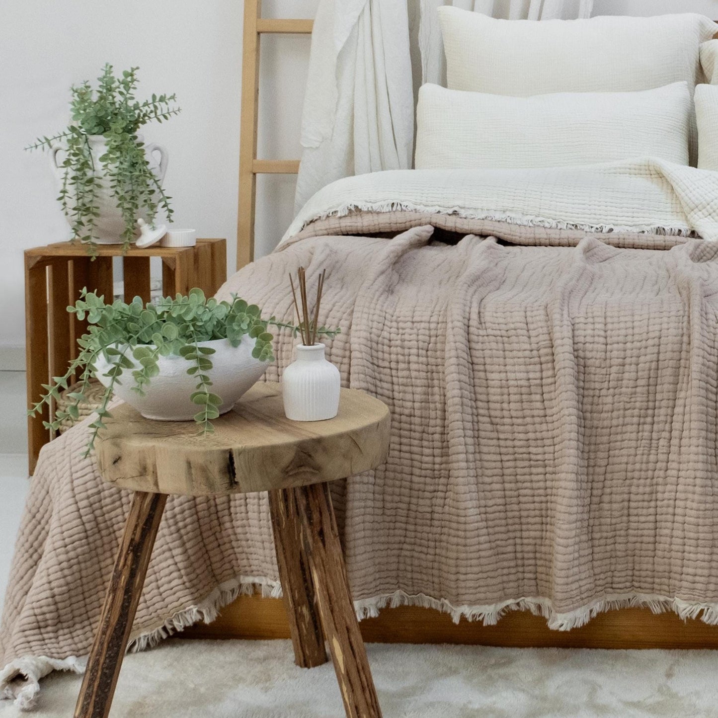 8 Layers King Size Gauze Comforter , OEKO-TEX Certified, Muslin Quilt, Organic Throw Blanket