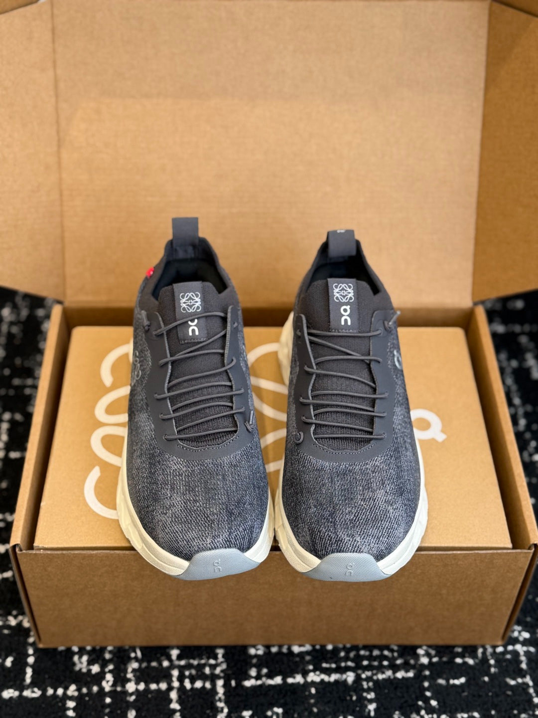 LOEWE x On Cloudtilt Heather Gray Knit Casual Jogging Sneakers