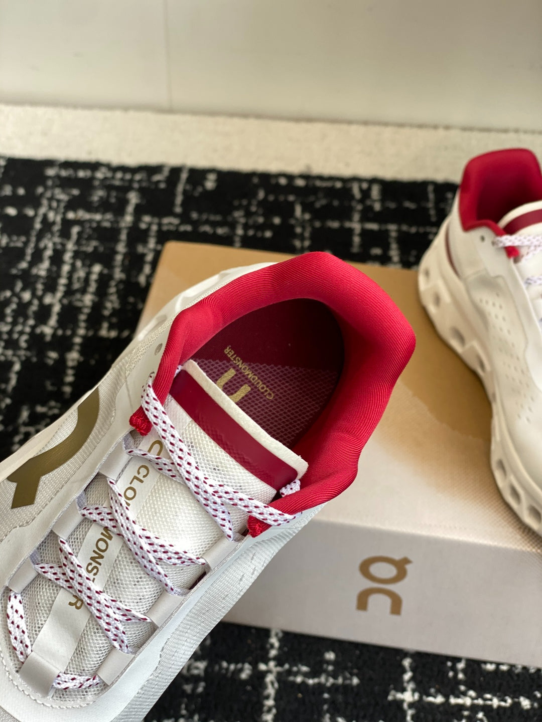 Cloudmonster White Red Gold Cushioned Running Shoes Unisex Monster Sole Athletic Trainers