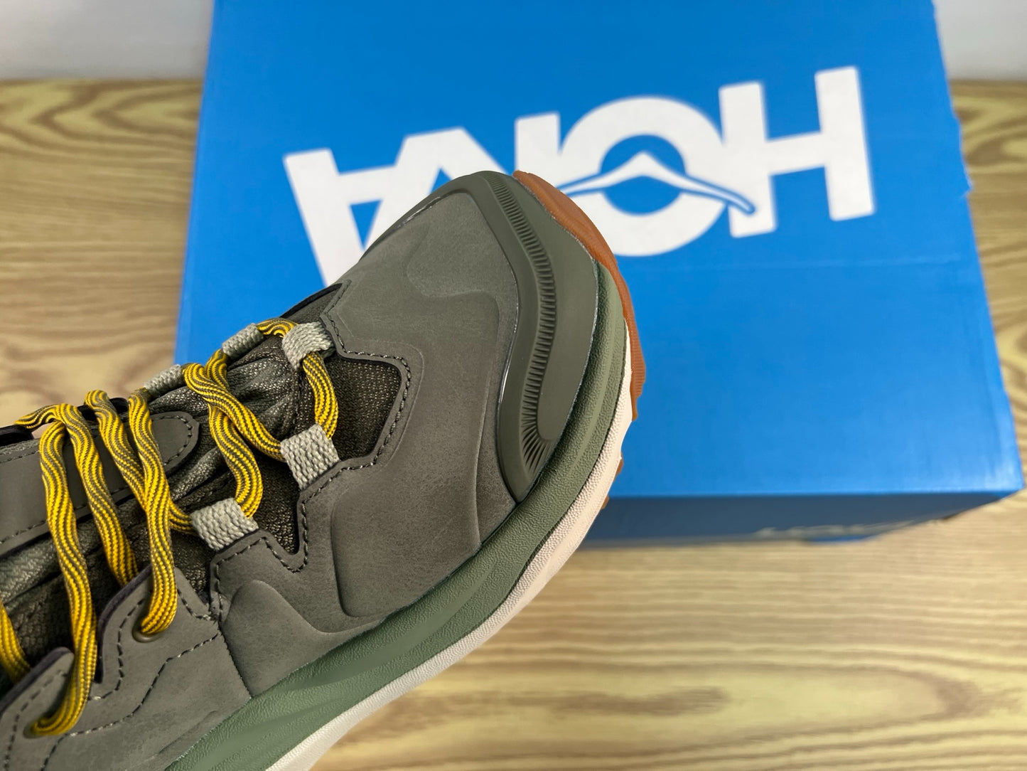 Hoka M Kaha 3 GTX Hiking Boot Olive Green