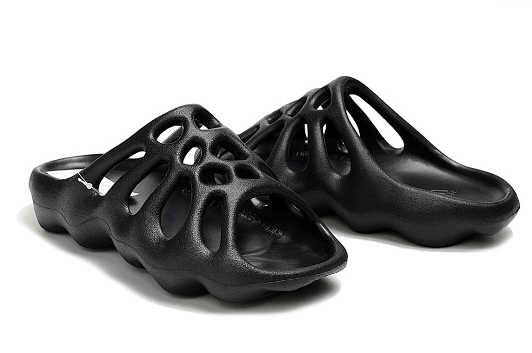 Adidas Yeezy 450 Slide "Onyx" Black Slip-On Sandals HQ5989