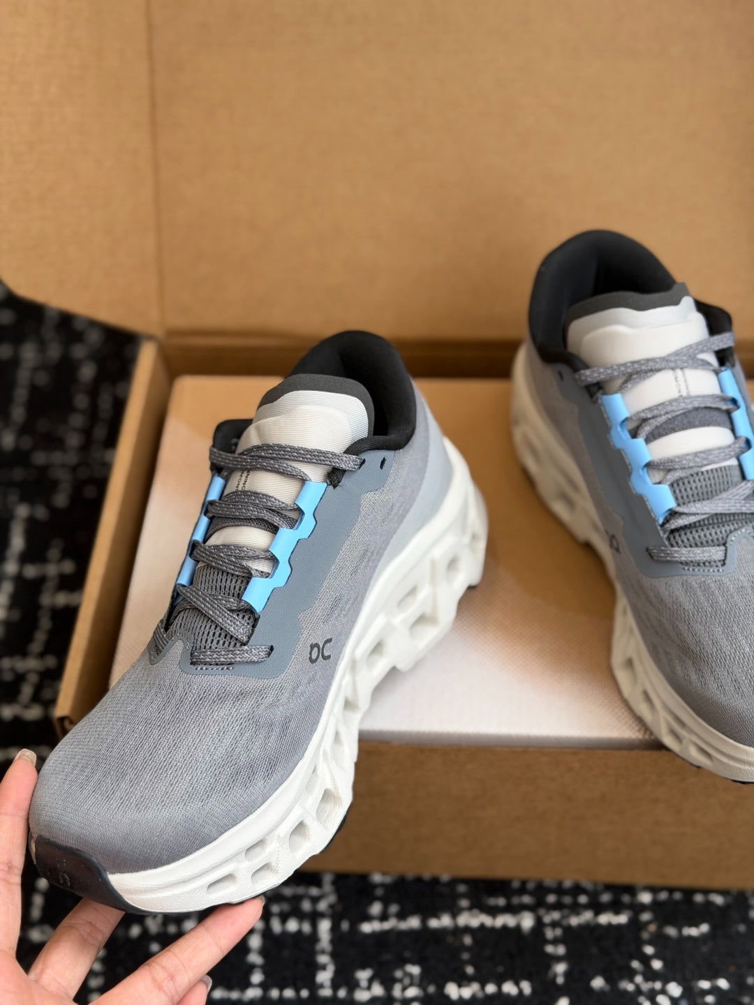 On Cloudmonster Grey Light Blue Shock Absorbing Sport Shoes Breathable Mesh Athletic Trainers