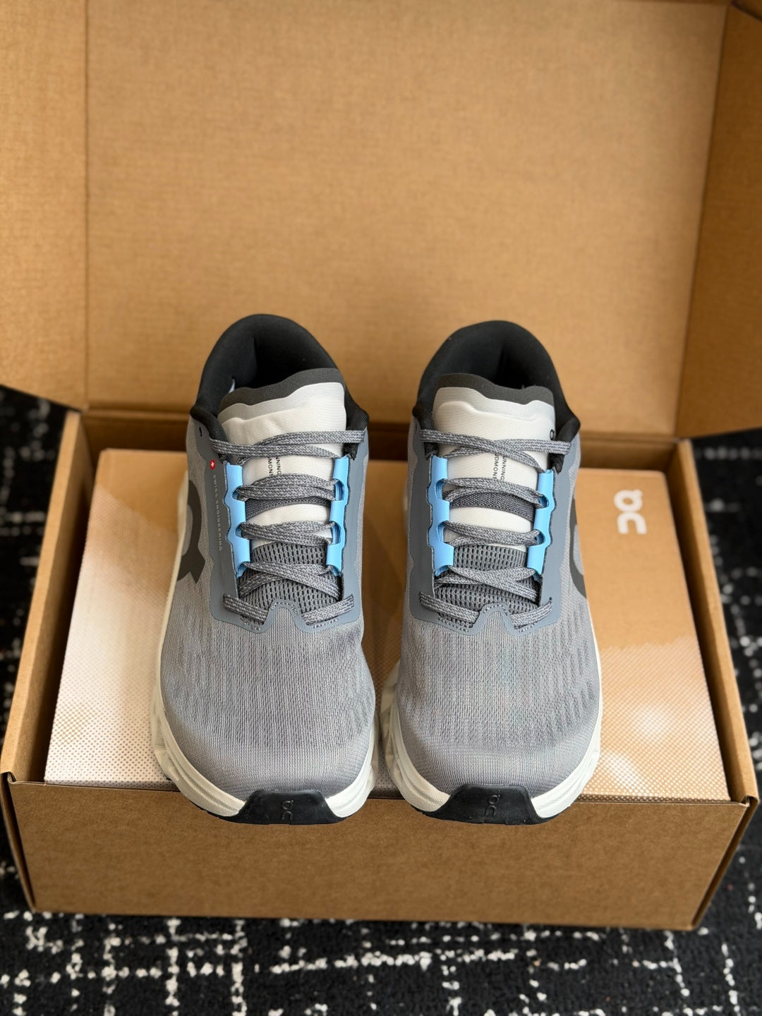 On Cloudmonster Grey Light Blue Shock Absorbing Sport Shoes Breathable Mesh Athletic Trainers
