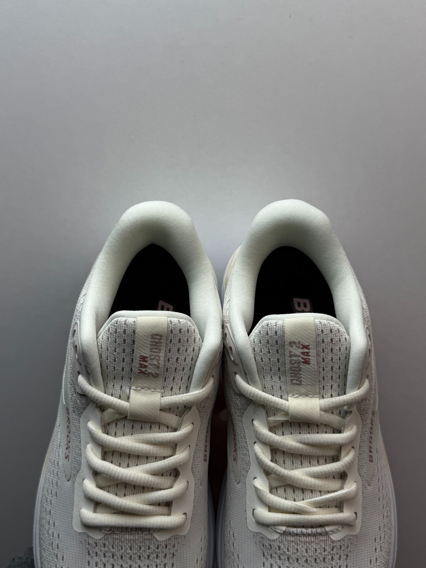 Brooks Women's Ghost Max 2 Running Shoes (Coconut Milk/Winter Sky)