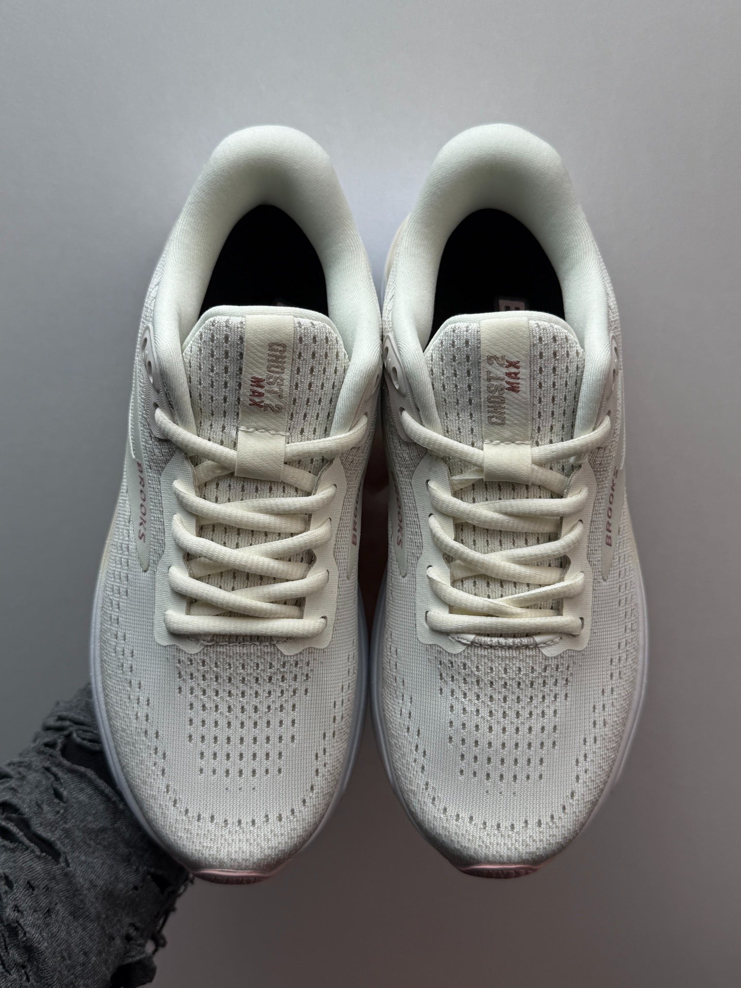 Brooks Women's Ghost Max 2 Running Shoes (Coconut Milk/Winter Sky)