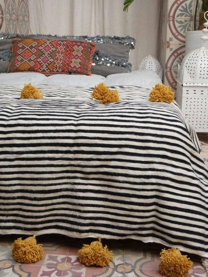 Wool Moroccan Blanket,bedroom blanket,moroccan pompom blanket,moroccan throw blanket,bed spread, woven blanket, bed throw with tassel