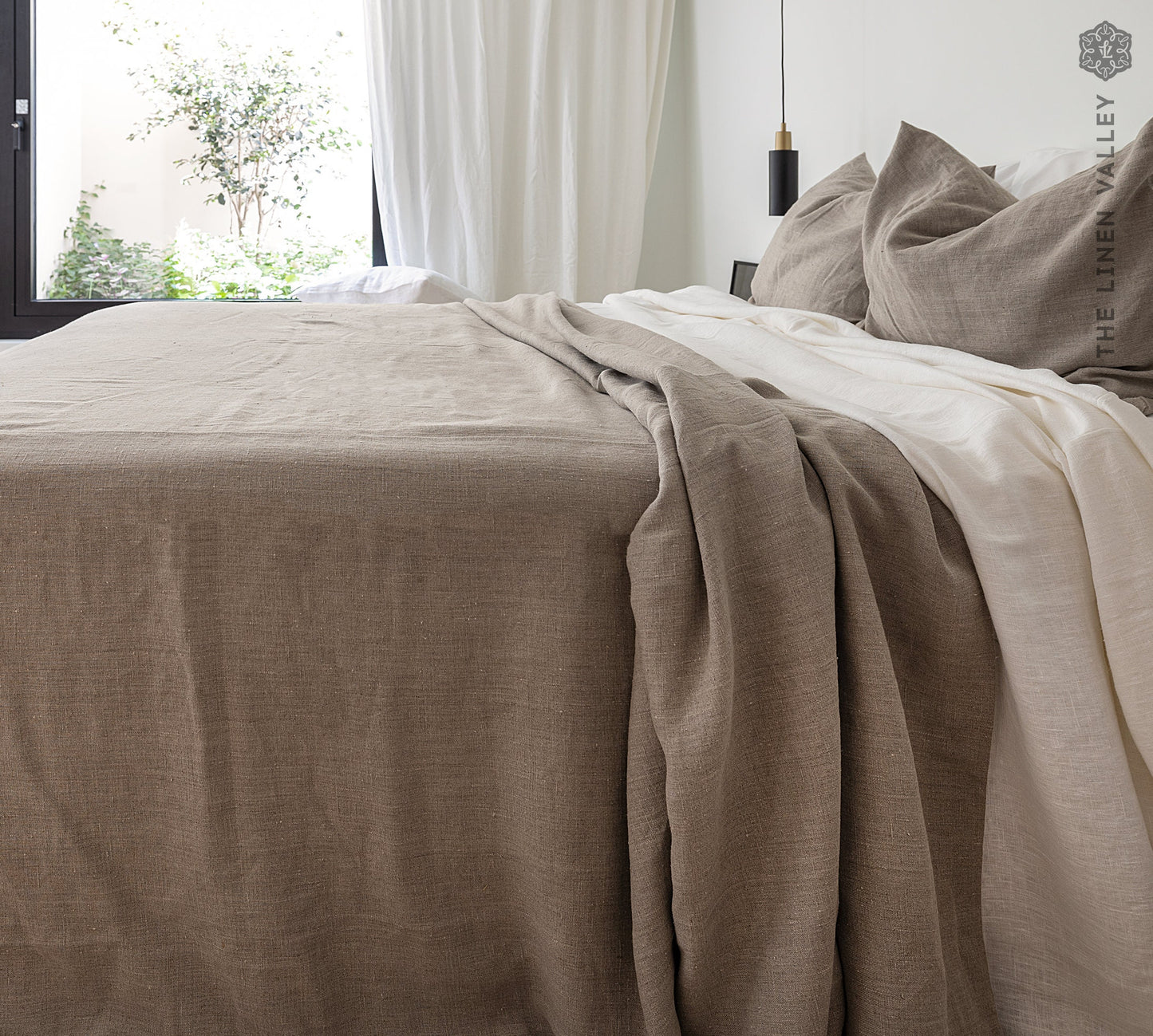 Rustic Linen Oversized Bedspread- softened linen Bed Cover- Queen King size quilt-not bleached linen coverlet-Softened linen throw quilt
