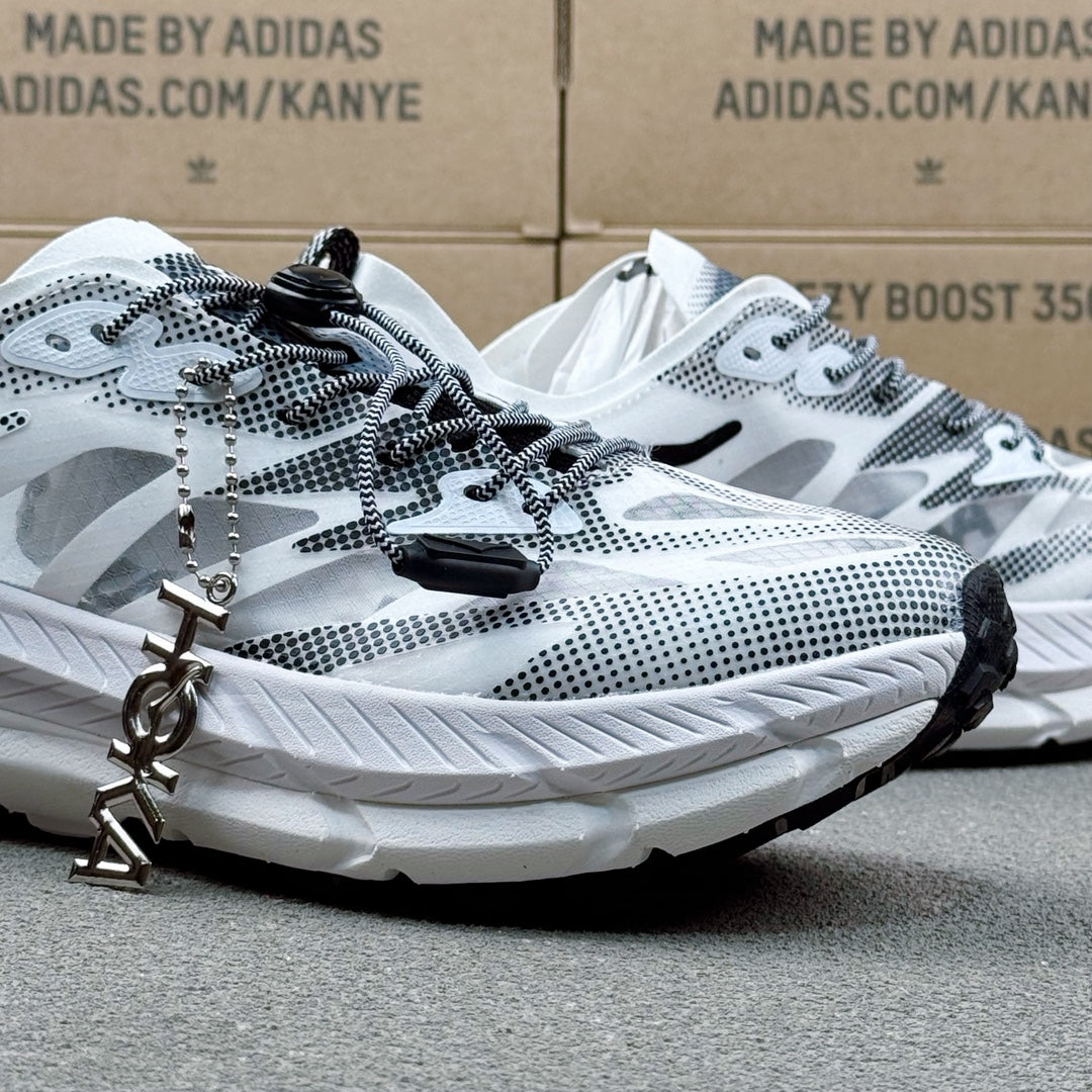 Hoka Mafate Speed 4 White | Black