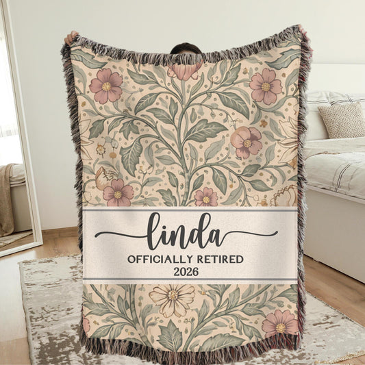 Personalized Retirement Blanket, Woven Throw Blanket, Retirement Gift for Her, Officially Retired 2026, Teacher Nurse Coworker Gift