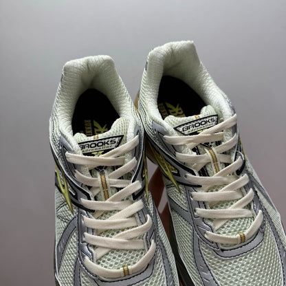 Brooks Adrenaline GTS 10 Retro Running Shoes (Dusty Yellow/Neo Yellow/Grey)
