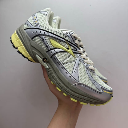 Brooks Adrenaline GTS 10 Retro Running Shoes (Dusty Yellow/Neo Yellow/Grey)