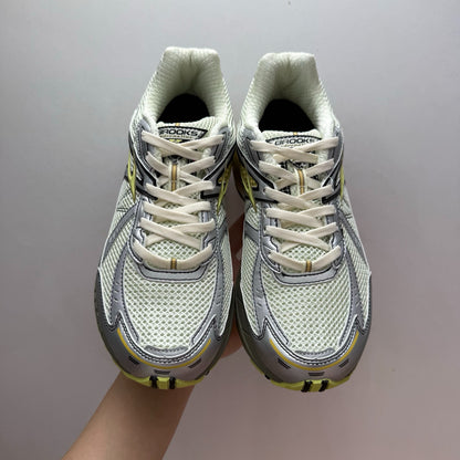 Brooks Adrenaline GTS 10 Retro Running Shoes (Dusty Yellow/Neo Yellow/Grey)