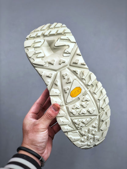 HOKA Kaha Low GTX "Desert Flower"