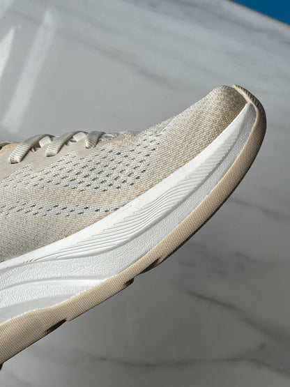 Hoka Rincon 4 Running Shoe Silver Gray | Beige