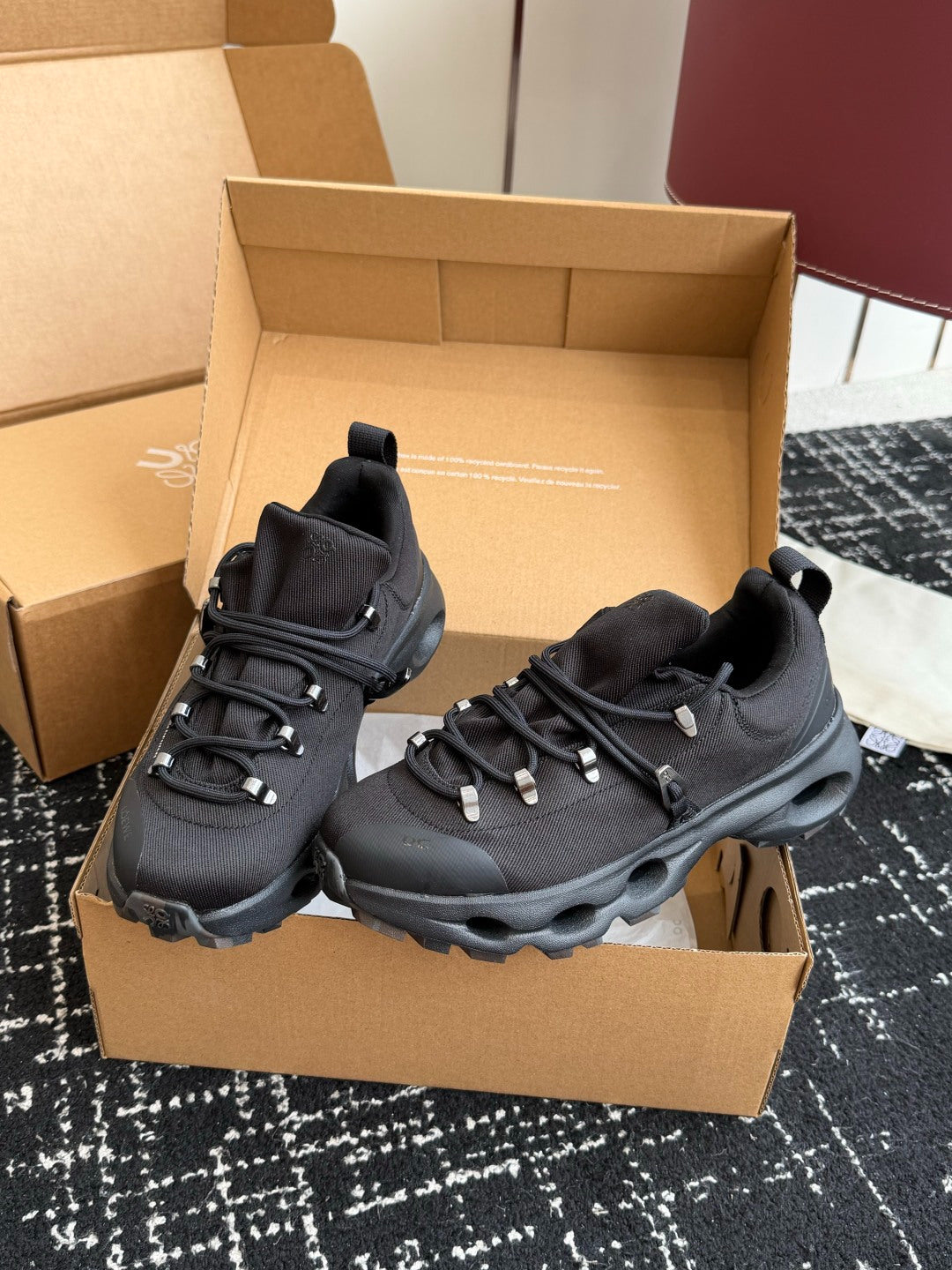 On x Loewe Cloudtilt All Black Co-branded Cloud Cushion Outdoor Hiking Trail Shoes
